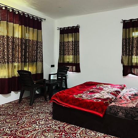 Sunset View Gulmarg Apartment Bagian luar foto